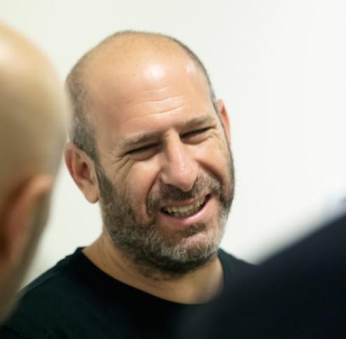 חנוך דאום לקולגה: מבטיח להתפלל; רפואה שלמה