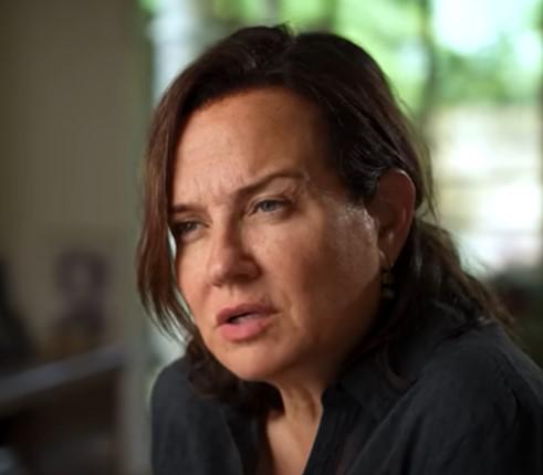 צופית גרנט נחשפת: אברם, שולי רנד והילדות המורכבת