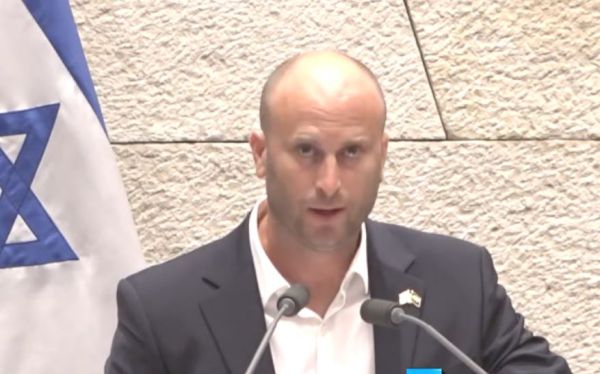 קרויזר בנאום בכורה מרגש: "המוות של אחיי עיצב אותי"