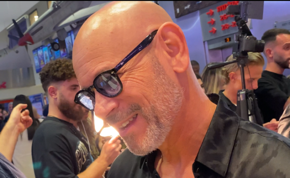 רמי קליינשטיין לסרוגים: "לשירים יש חיים משל עצמם"