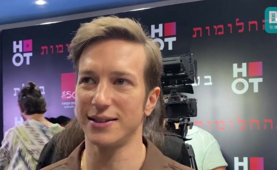 לי בירן לסרוגים: "מתרגש מהתפילה בבית הכנסת התימני"