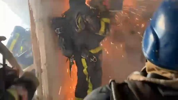 תקיפה רוסית קשה: 4 הרוגים בעירו של זלנסקי