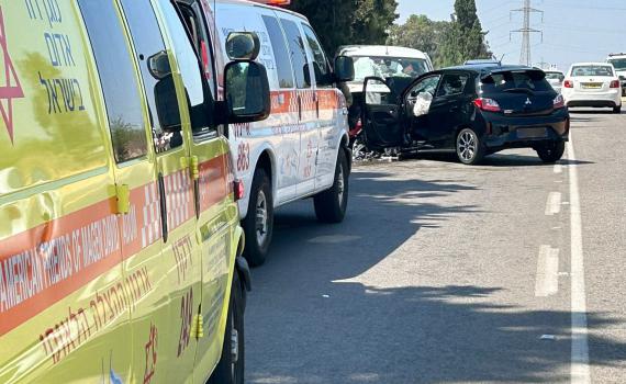 בן 20 נפצע באורח קשה בתאונת דרכים ליד גן שורק