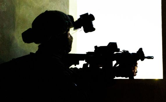 כוחות הביטחון עצרו הלילה שלושה מבוקשים ביו"ש