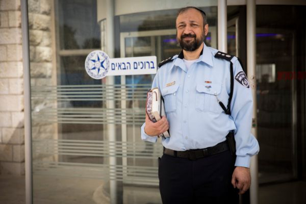 רב המשטרה בפסק הלכה מהפכני: "אין איסור"