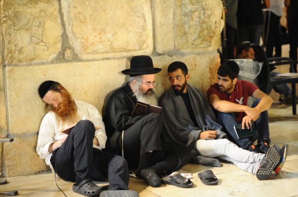 הגיע הזמן להפסיק לבכות