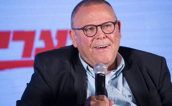 דרישה לפתוח בחקירה פלילית נגד בר דוד: 'ניגוד עניינים'