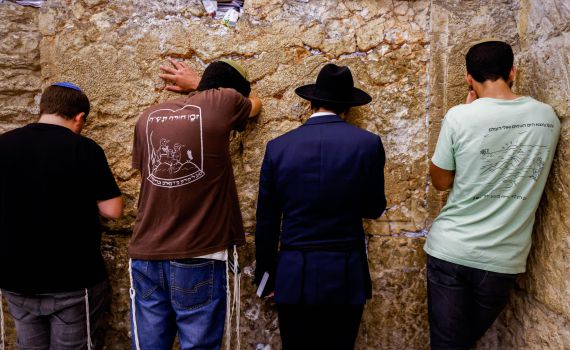 באווירת החורבן: המלצות צפייה לתשעה באב