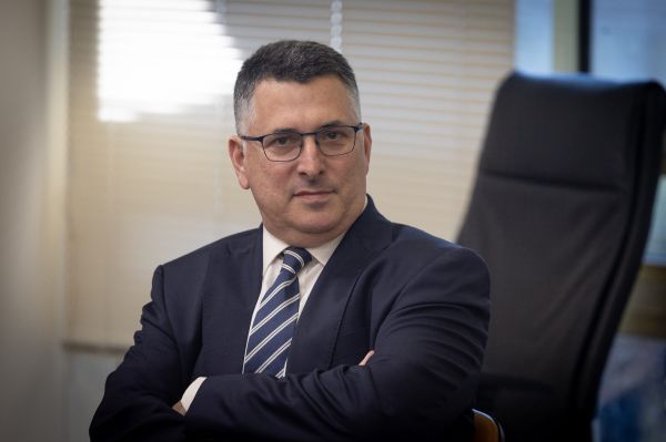 סער: החלטת בג"צ – שגיאה; נחוקק פסקת התגברות