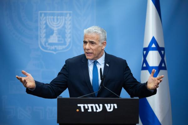 לפיד על עמי אשד: "אני מעריץ אותו"