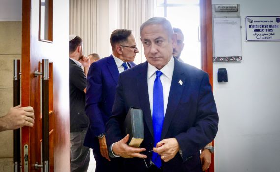 בג"ץ ידון בעתירה נגד כהונת נתניהו