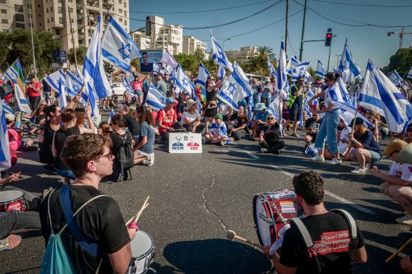 אכיפה בררנית? הקואליציה תקים ועדת חקירה מיוחדת