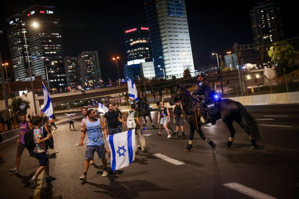 נתון מפתיע: כמה ישראלים תומכים בחסימות כבישים?