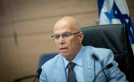 המאבק בטרור: תוחמר הענישה לסייעני שב"חים