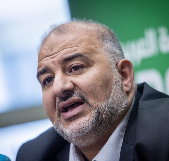 אחרי הסערה: מנסור עבאס מגיב לטענות נגדו