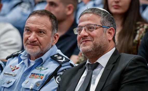 הביקורת של בן גביר: כך הגיע השר לתחנת המשטרה
