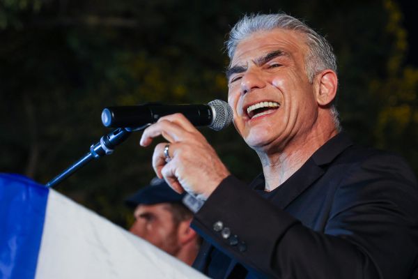 באופוזיציה תוקפים: "לא ראוי לשמש כיו"ר הכנסת"