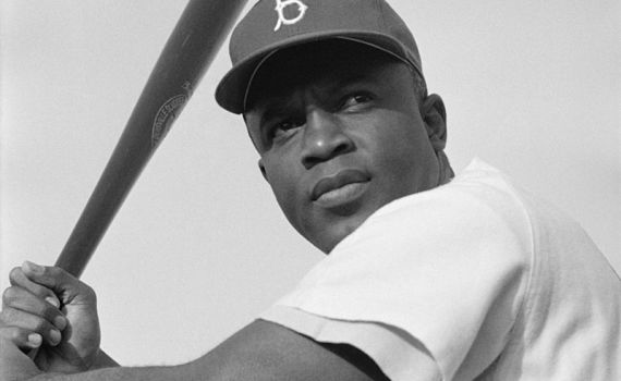 סיפורו של האדם ששבר את תקרת הזכוכית של הבייסבול