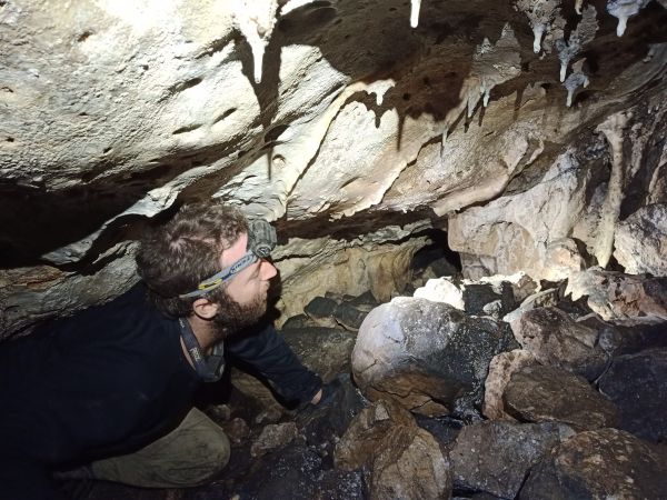 מערת התאומים היא בעצם מערת מכשפות? | תיעוד