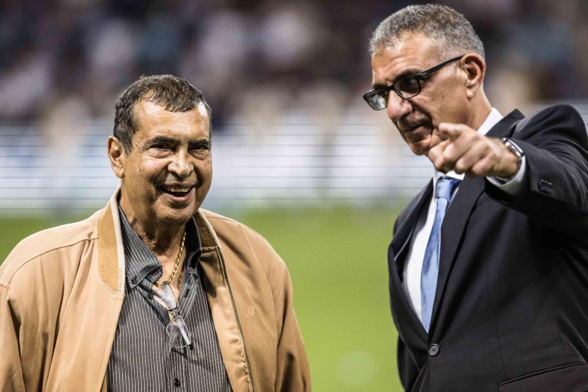 נפרדים מחופני כהן: לפני הלוויה טקס פרידה בהבימה