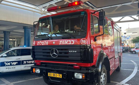 שריפה במלון באילת: האורחים הונחו להישאר בחדרים