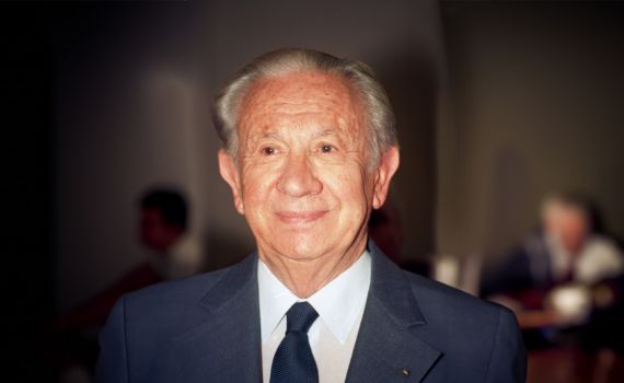 סיפורו של עסקן הספורט שהתחבר לדיקטטור