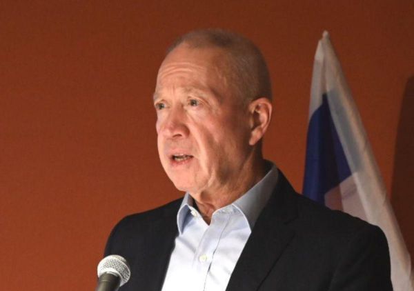 גלנט: "אסור לפגוע בצה"ל בשם דעה פוליטית"