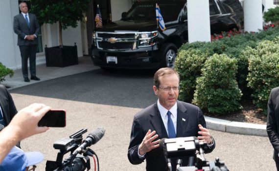 הנשיא הרצוג עם תום הפגישה: "הרגשתי בבית"