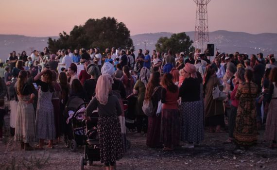 מאות מפגיני ימין מול ביתו של סמוטריץ': די למעצרים המנהליים