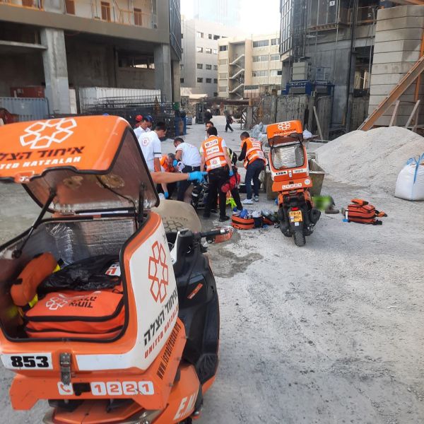 החייאה על אדם שחטף מכת חום