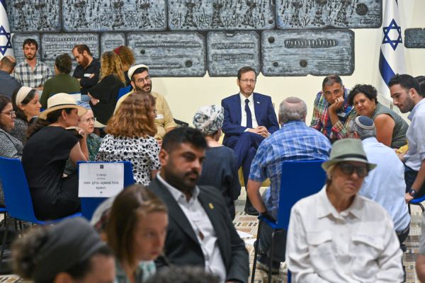 הנשיא הרצוג: "הדמוקרטיה לא חוסלה, ישראל חזקה"