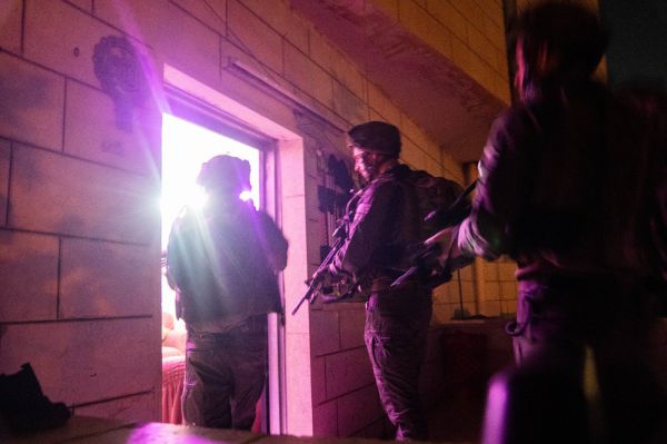 חמישה מבוקשים נעצרו הלילה ביהודה ושומרון