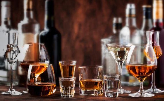 אזהרה חמורה מהמשקה המזויף: 'עיוורון וסכנת מוות'