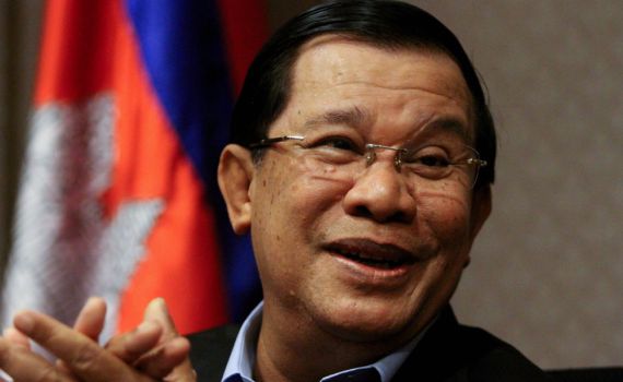 שליט קמבודיה התפטר, בנו קיבל את השליטה במדינה