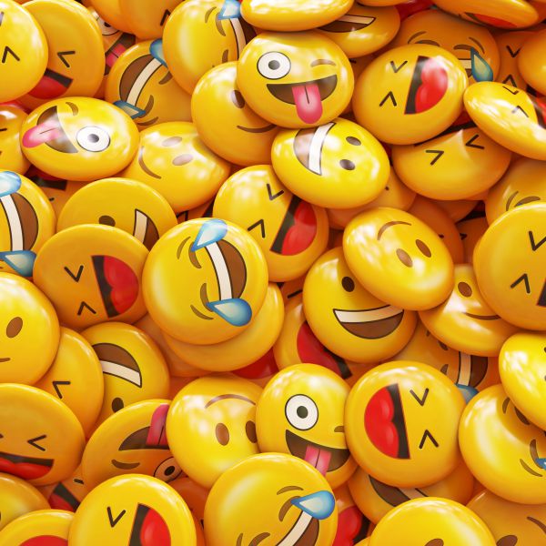יום האימוג'י הבינלאומי: איפה נוצרו ואיך זה נקרא בעברית?