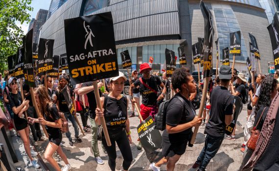 אחרי 4 חודשים: שביתת השחקנים בהוליווד הסתיימה