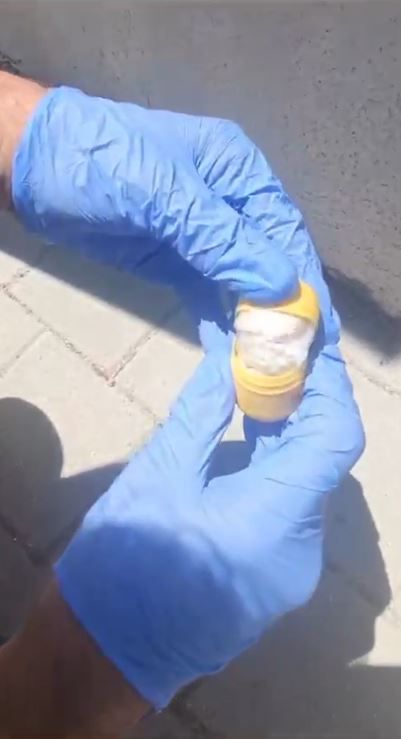 במהלך מעצר: מה מצאו השוטרים ב"ביצת הפתעה"