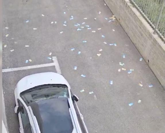 בזמן המעצר: 35,000 שקלים התעופפו מהחלון