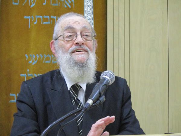 ברוך דיין האמת: הרב משה צוריאל הלך לעולמו