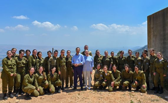 נשיא המדינה בגבול לבנון: 'ערוכים ומוכנים לכל תרחיש'