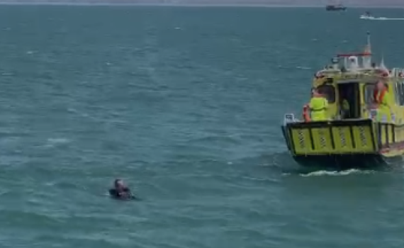 התהפך בלב ים: רוכב אופנוע ים חולץ מהכנרת