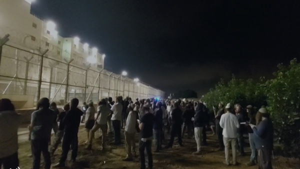 עצורים מנהליים הוכנסו לבידוד בעקבות מפגן תמיכה