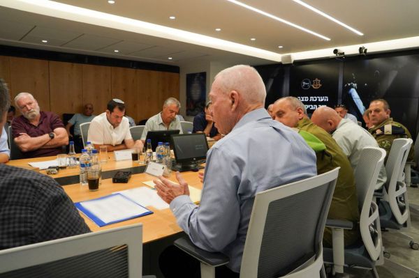 גלנט לראשי המועצות: מעריך את הגיבוי שלכם