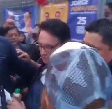 10 ימים לפני הבחירות; המועמד המוביל נרצח. צפו