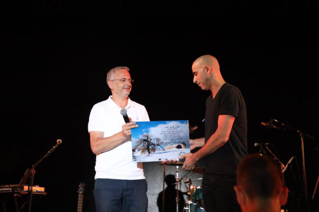 בית אל העניקה אות הוקרה למח"ט בנימין אליאב אלבז