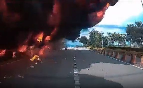 אסון במלזיה: 10 הרוגים בהתרסקות מטוס קל