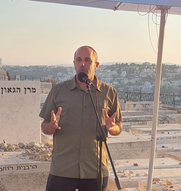 קינג באזכרה לרב קוק: 'לא ניתן לפגוע בביטחון המדינה'