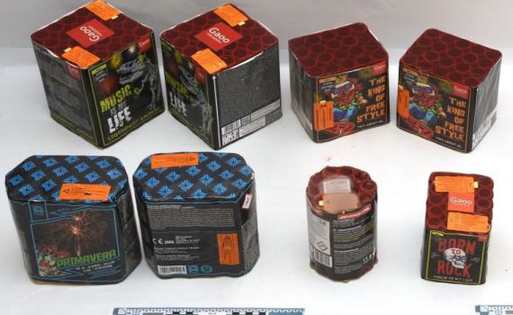 נתב"ג: ניסו להבריח אמצעים פירוטכנים ונעצרו