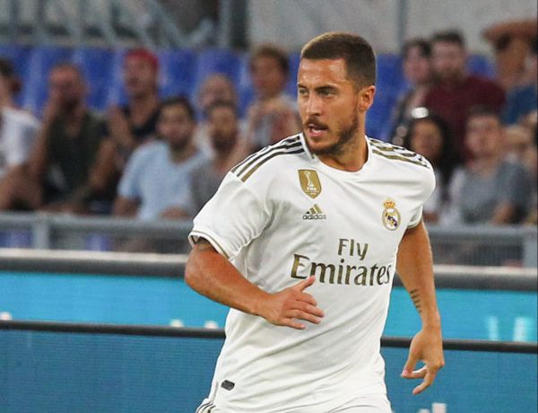 כוכב הכדורגל אדן הזאר תולה את הנעליים בגיל 32