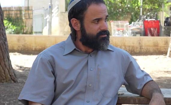 איך הופכים שחקן חילוני לדתי: מאחורי הקלעים | ראיון